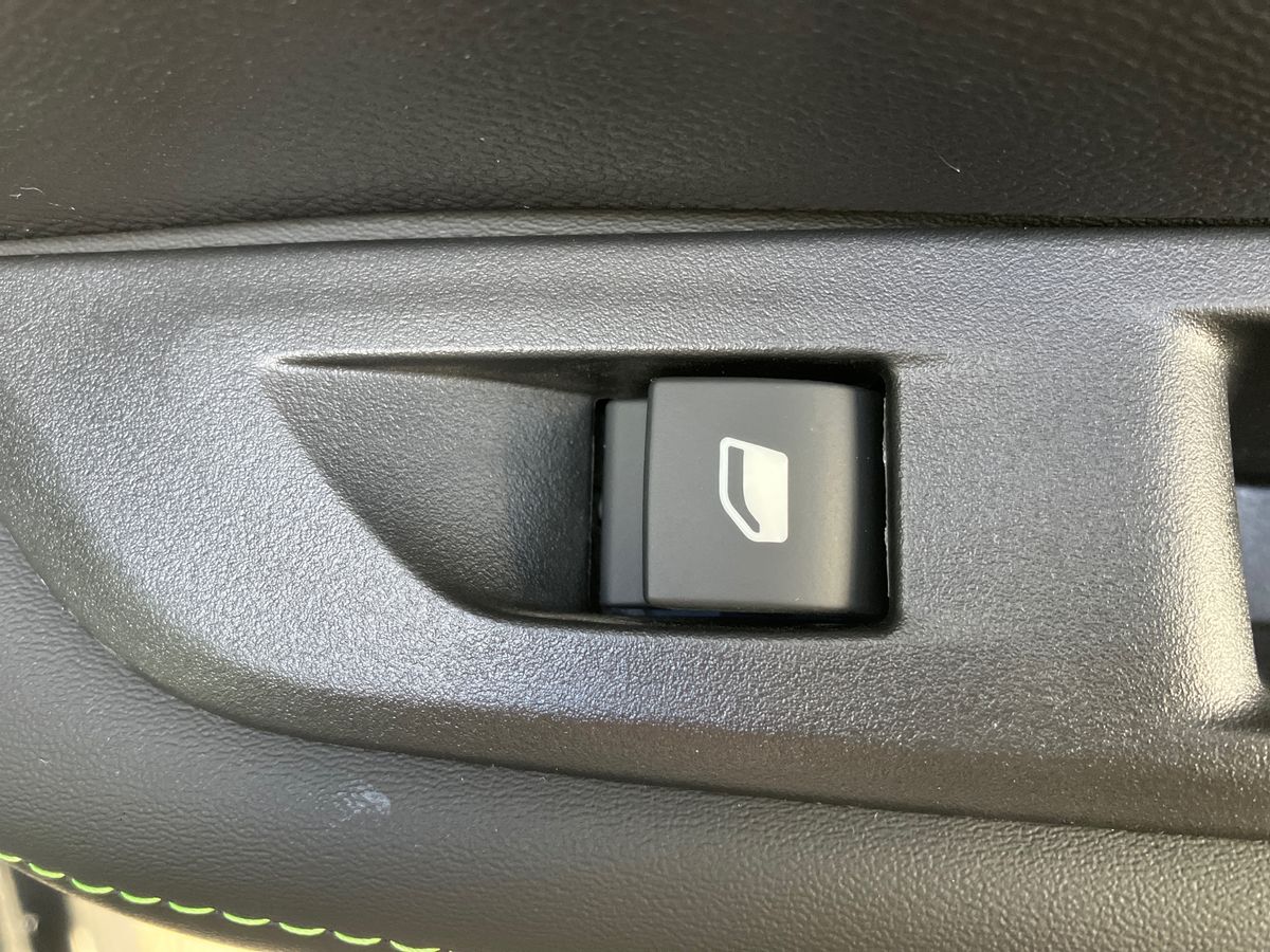 Used Peugeot 208 2025 for sale - 76219879: Photo 31