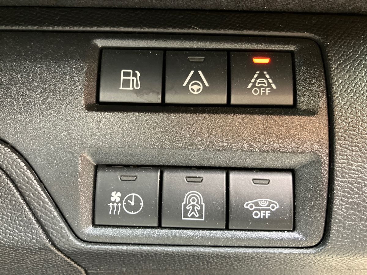 Used Peugeot 3008 2021 for sale - 77221165: Photo 39