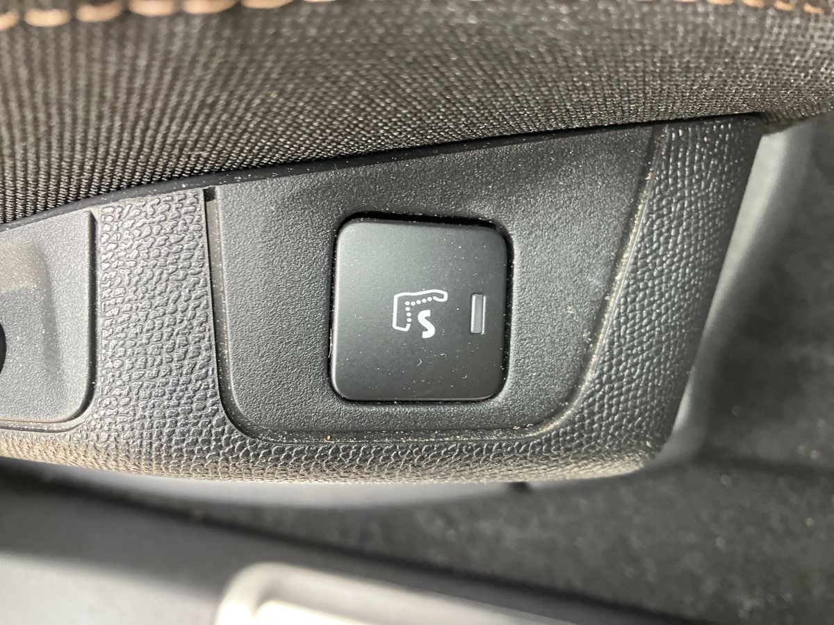 Used Peugeot 3008 2021 for sale - 77221165: Photo 42