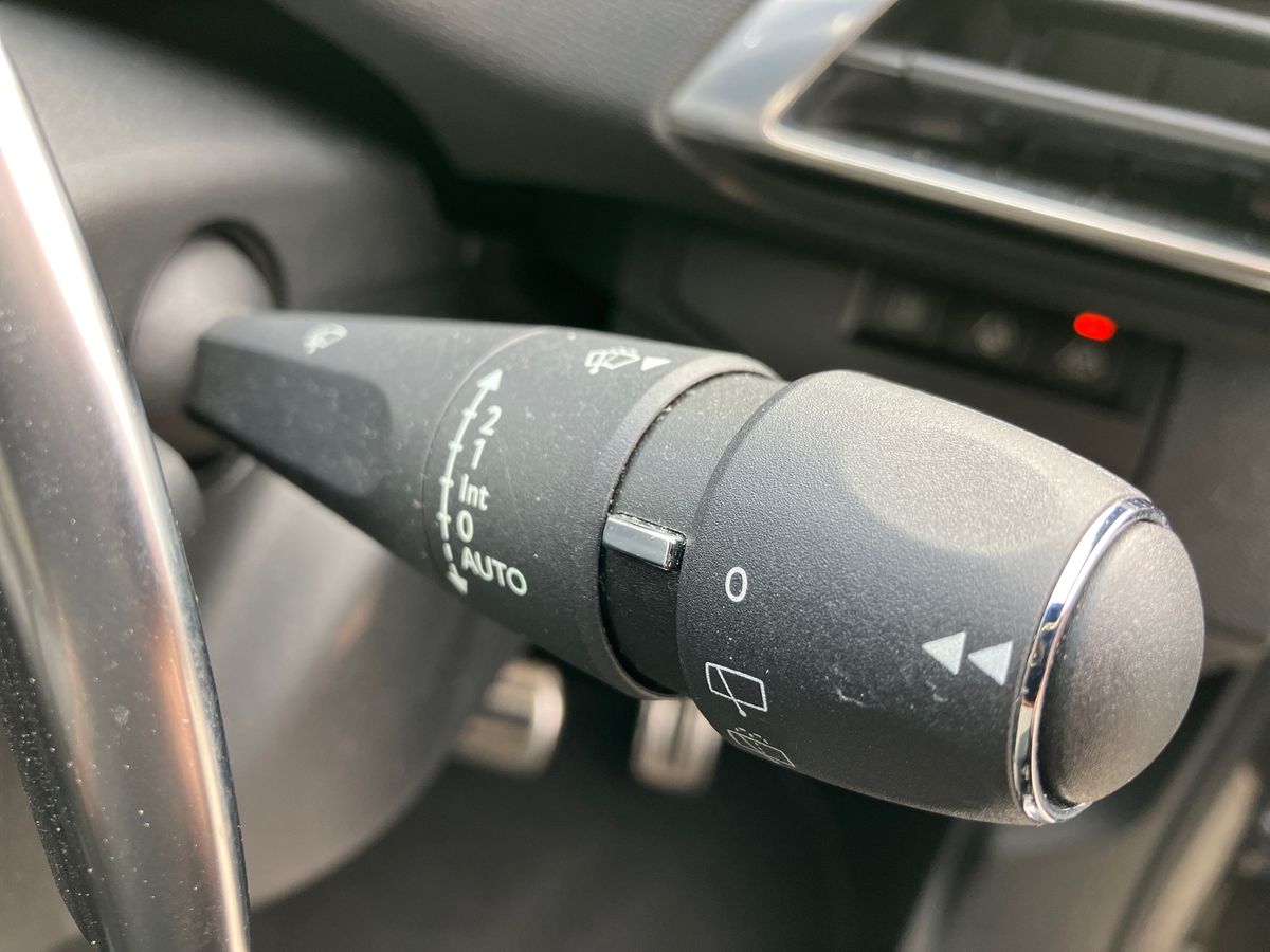 Used Peugeot 3008 2021 for sale - 77221165: Photo 44