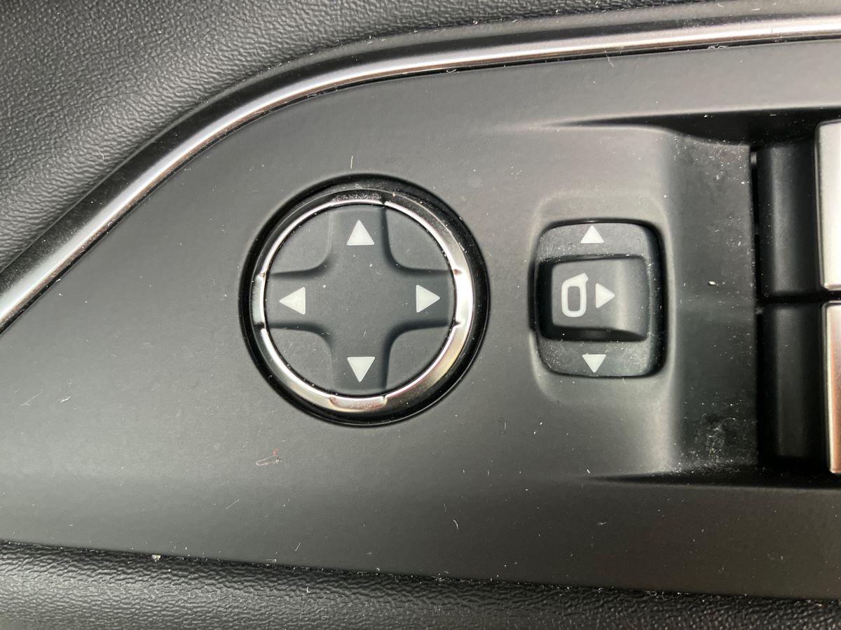 Used Peugeot 3008 2021 for sale - 76382815: Photo 39