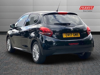 Used Peugeot 208 2017 for sale - 75510911: Photo