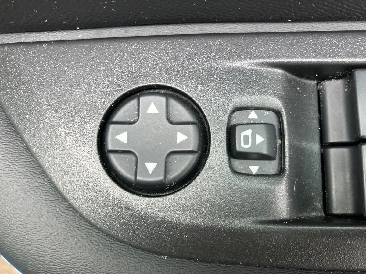 Used Peugeot 208 2022 for sale - 76957966: Photo 31