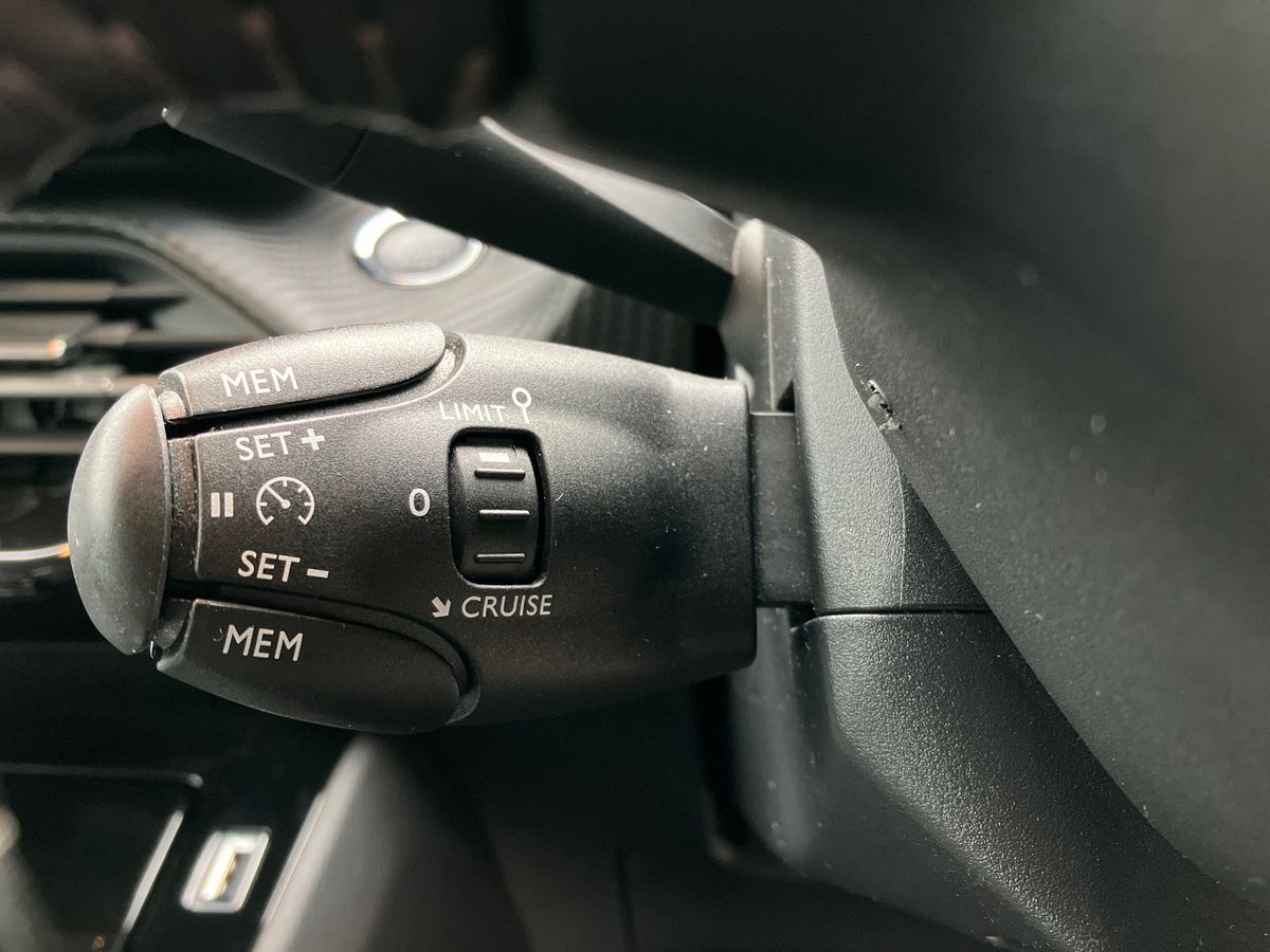 Used Peugeot 208 2022 for sale - 76957966: Photo 39