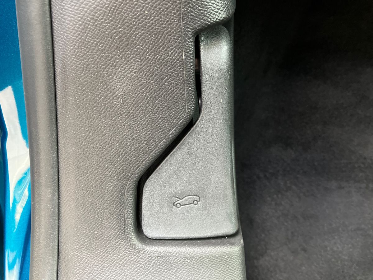 Used Peugeot 2008 2025 for sale - 76958004: Photo 29