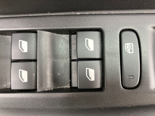 Used Peugeot 208 2022 for sale - 76158229: Photo 21