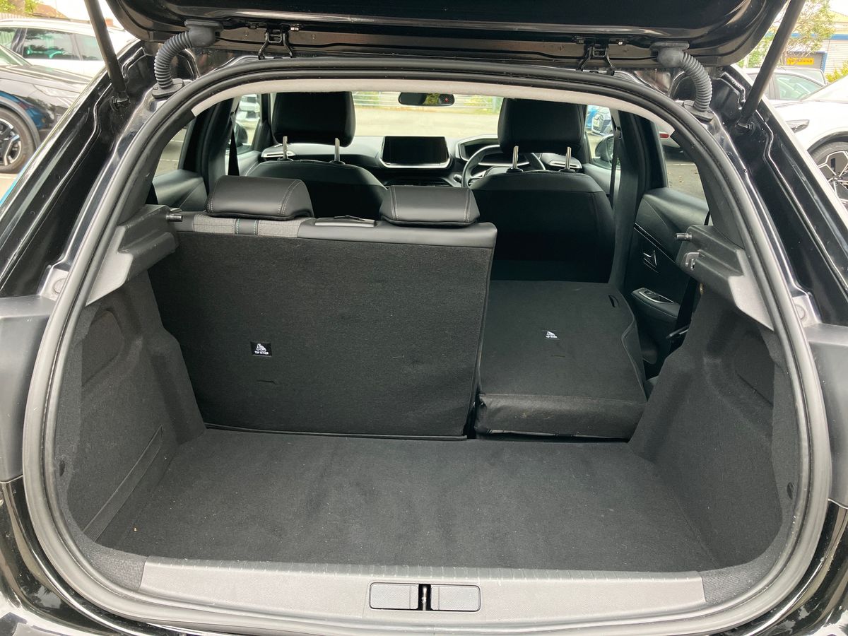 Used Peugeot 208 2022 for sale - 76158229: Photo 22