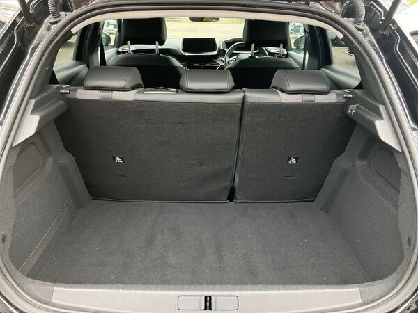 Used Peugeot 208 2022 for sale - 76158229: Photo 25