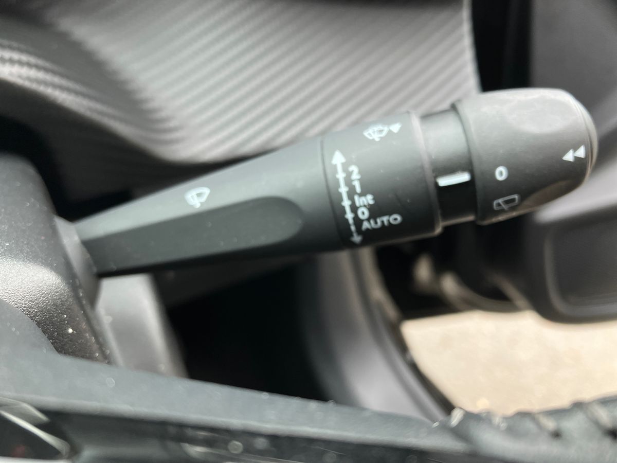 Used Peugeot 208 2022 for sale - 76158229: Photo 36