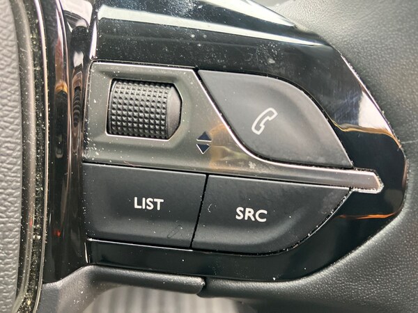 Used Peugeot 208 2022 for sale - 76158229: Photo 40