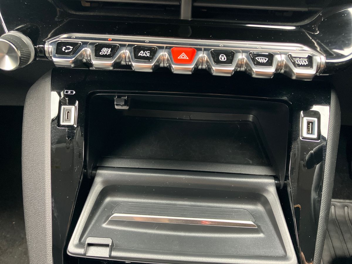 Used Peugeot 208 2022 for sale - 76158229: Photo 46