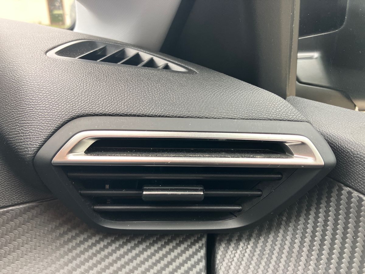 Used Peugeot 208 2022 for sale - 76158229: Photo 50