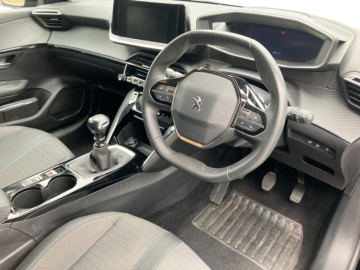 Used Peugeot 208 2022 for sale - 76158229: Photo 8