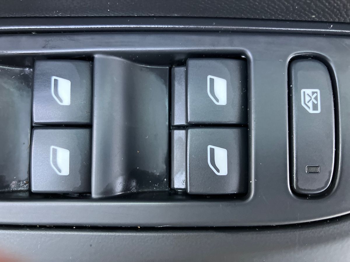 Used Peugeot 208 2024 for sale - 77019249: Photo 18