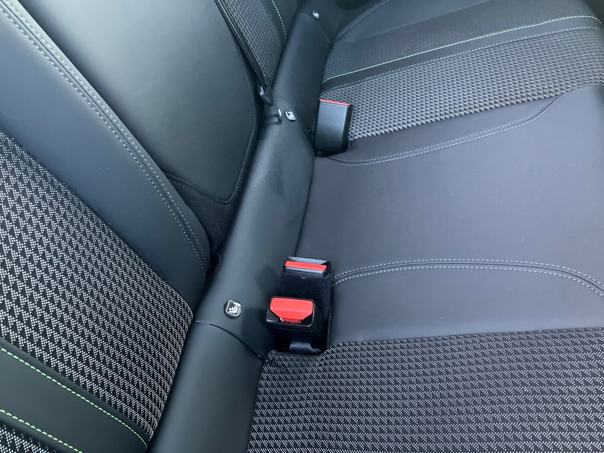 Used Peugeot 2008 2022 for sale - 77283263: Photo 32