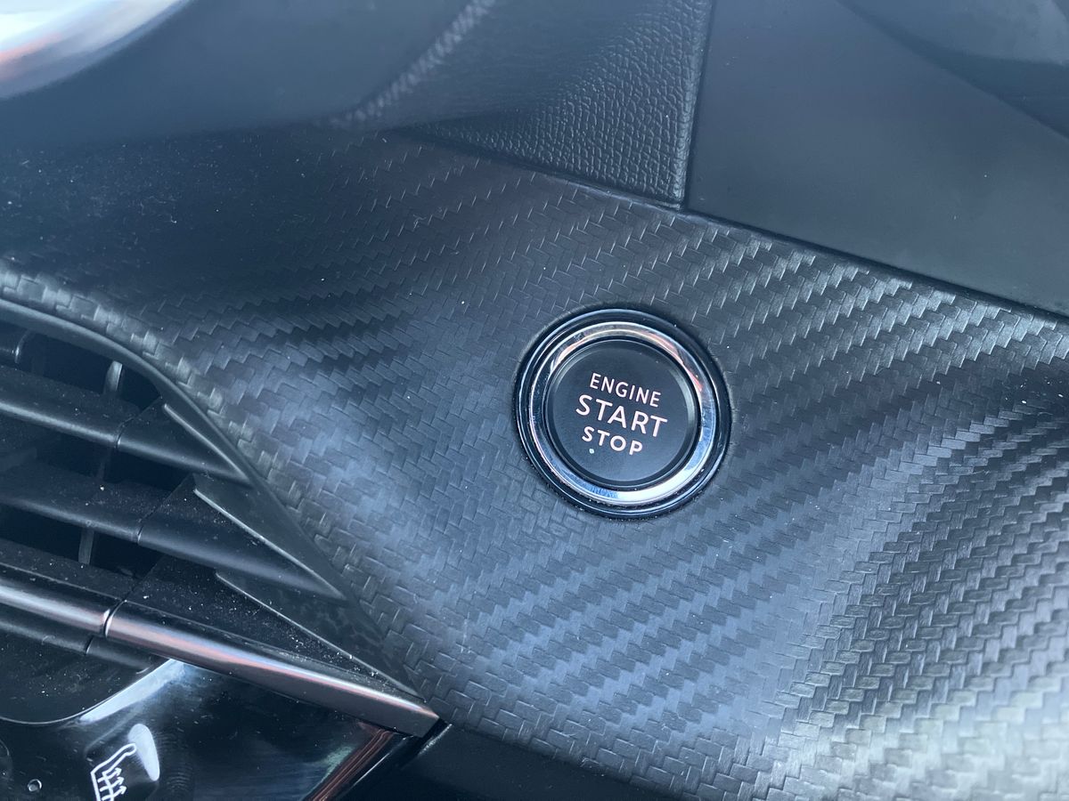 Used Peugeot 2008 2022 for sale - 77283263: Photo 38