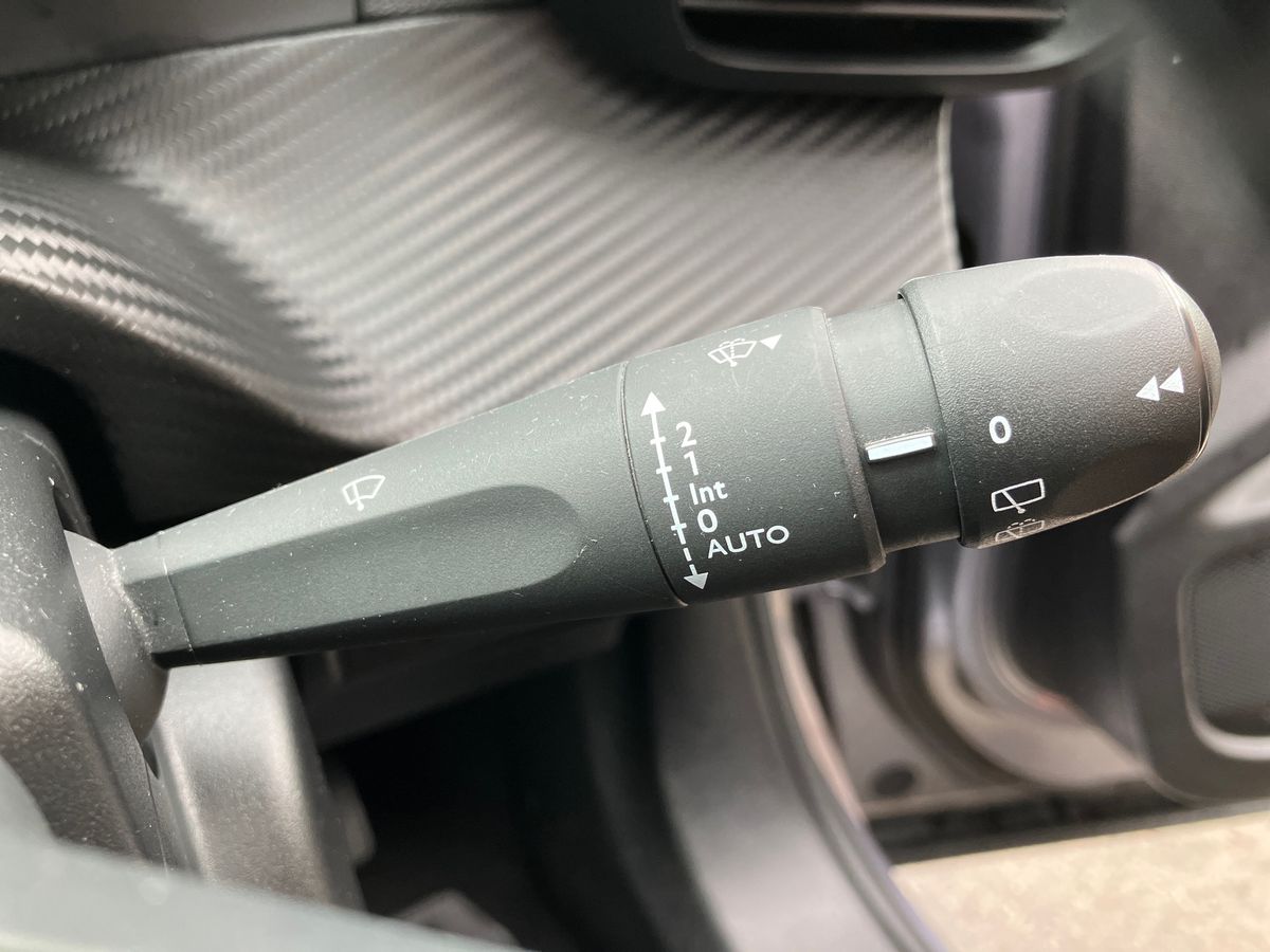 Used Peugeot 2008 2020 for sale - 76757174: Photo 36