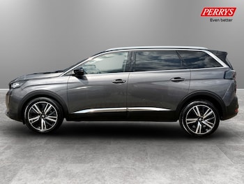 Used Peugeot 5008 2021 for sale - 79173102: Photo
