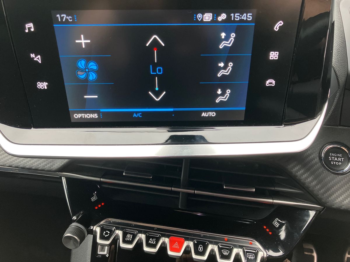 Used Peugeot 2008 2023 for sale - 76097444: Photo 12