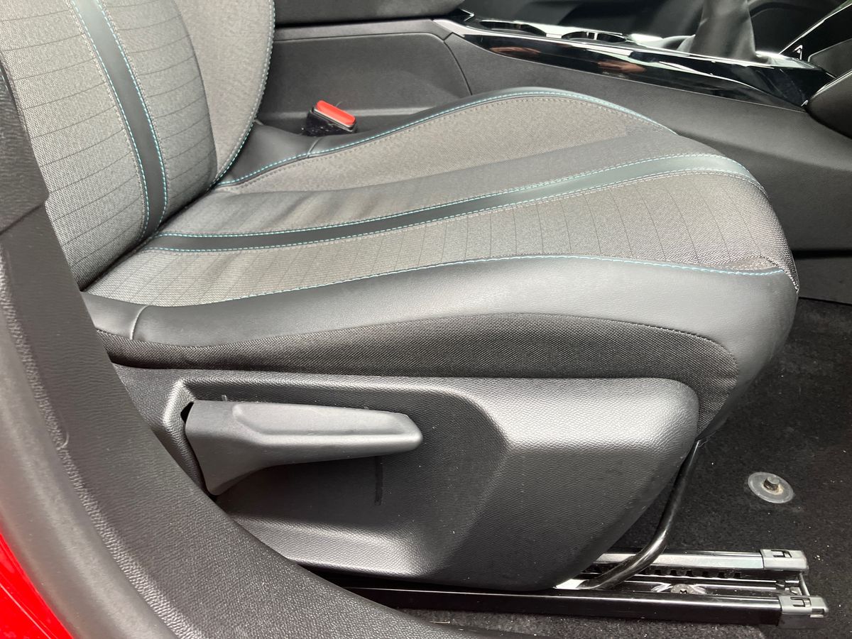 Used Peugeot 2008 2023 for sale - 76097444: Photo 30