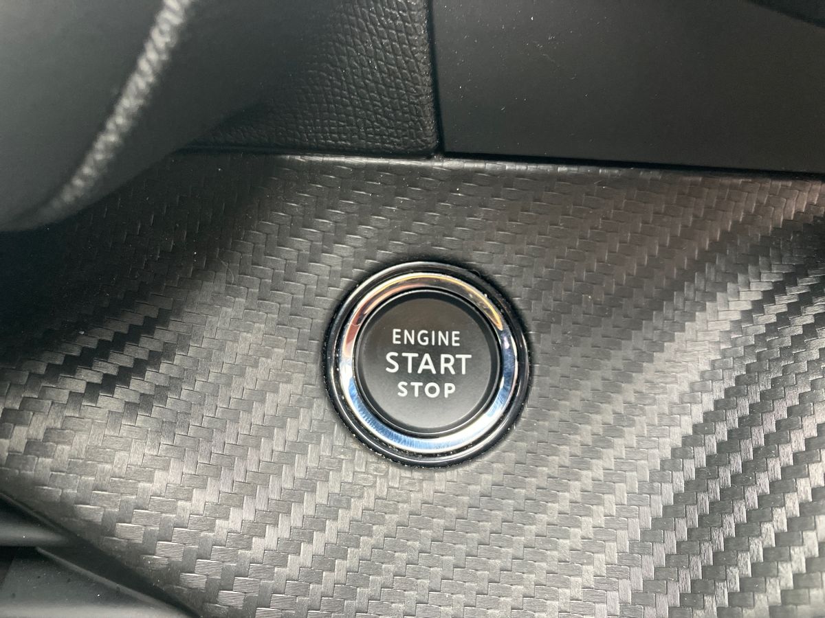 Used Peugeot 2008 2023 for sale - 76097444: Photo 41