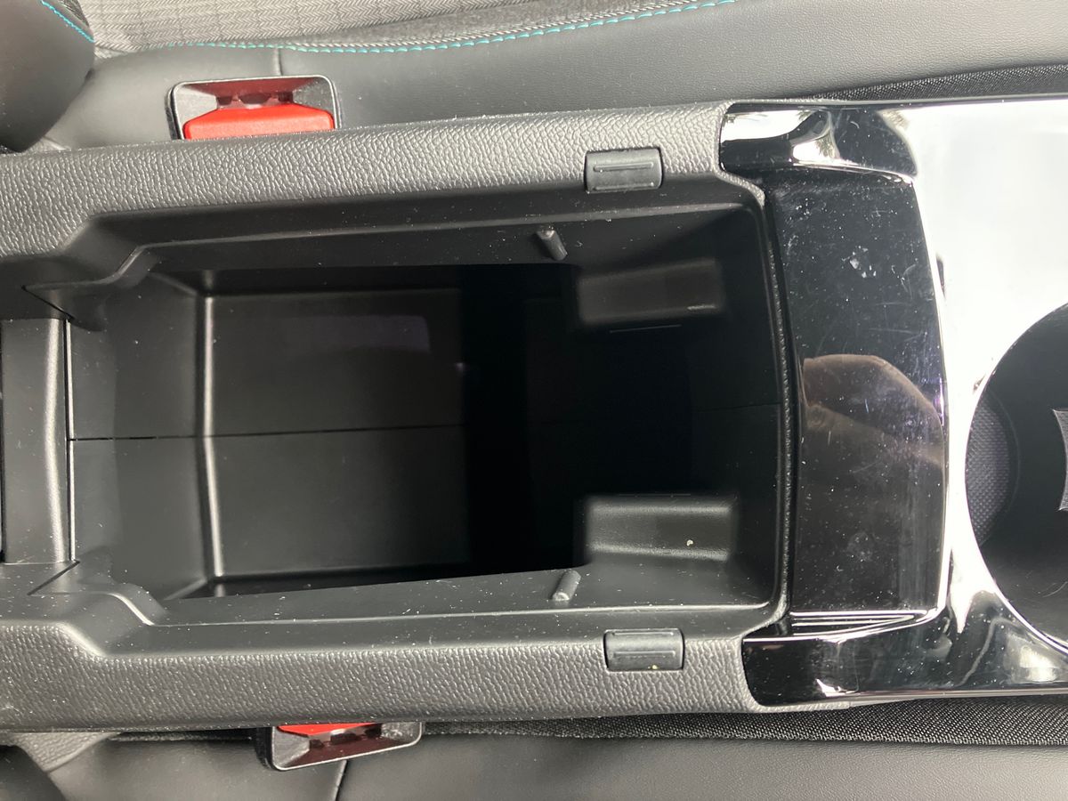 Used Peugeot 2008 2023 for sale - 76097444: Photo 44