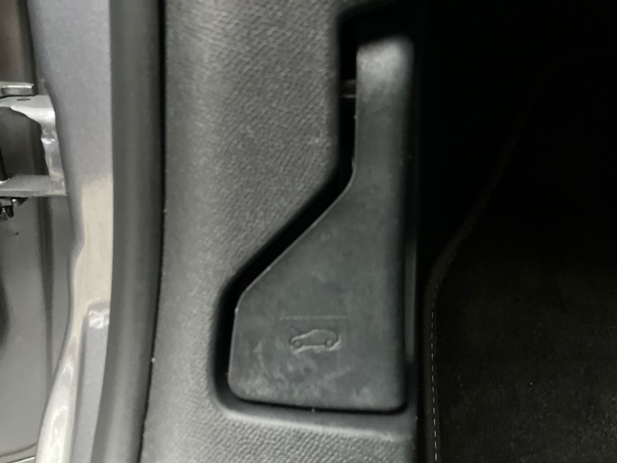 Used Peugeot 208 2022 for sale - 77207753: Photo 28