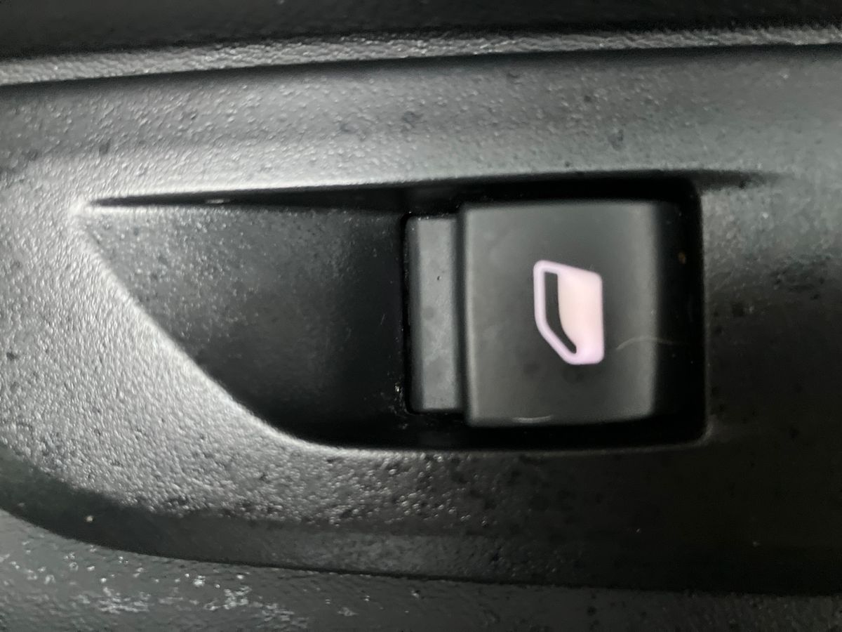 Used Peugeot 208 2022 for sale - 77207753: Photo 31