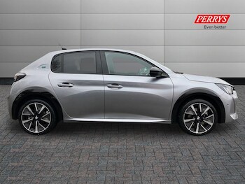 Used Peugeot 208 2022 for sale - 77207753: Photo
