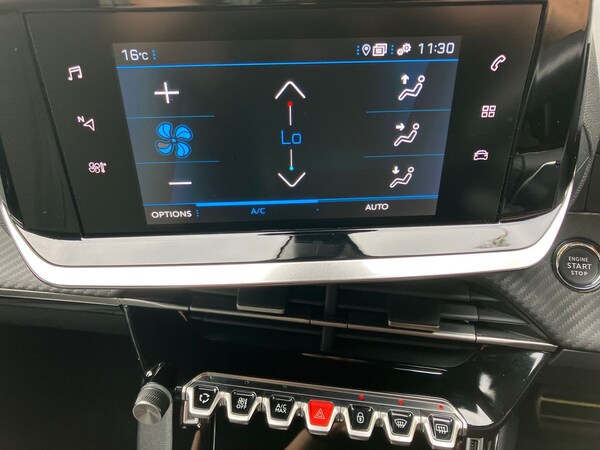 Used Peugeot 2008 2023 for sale - 76090203: Photo 14