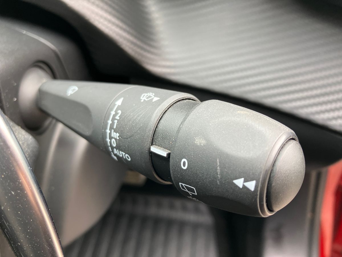 Used Peugeot 2008 2023 for sale - 76090203: Photo 37