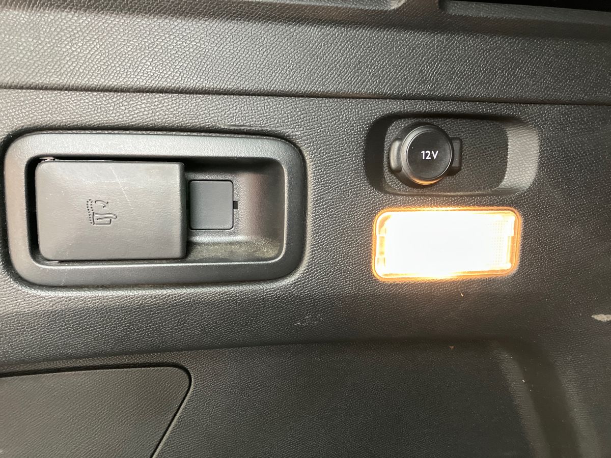 Used Peugeot 3008 2021 for sale - 76097438: Photo 25