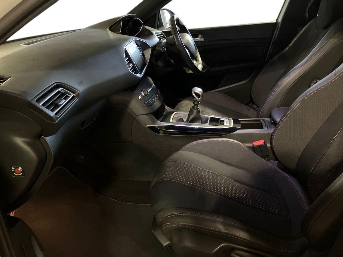 Used Peugeot 308 2019 for sale - 77164882: Photo 6