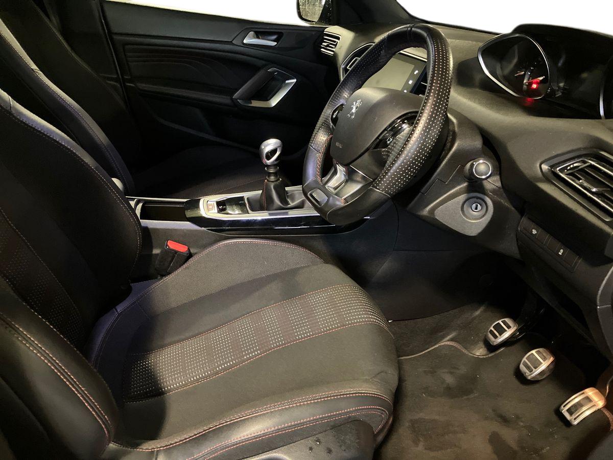 Used Peugeot 308 2019 for sale - 77164882: Photo 8