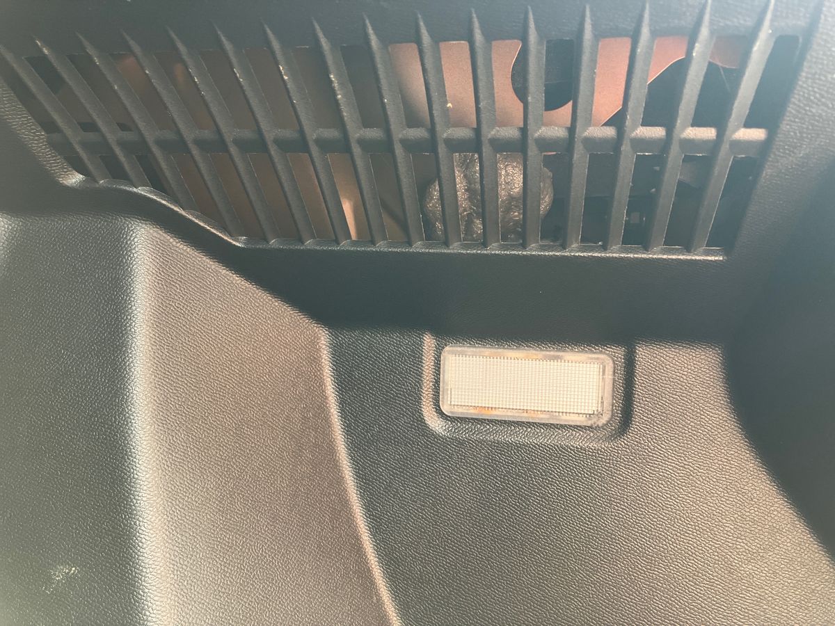 Used Peugeot 2008 2021 for sale - 75869105: Photo 25