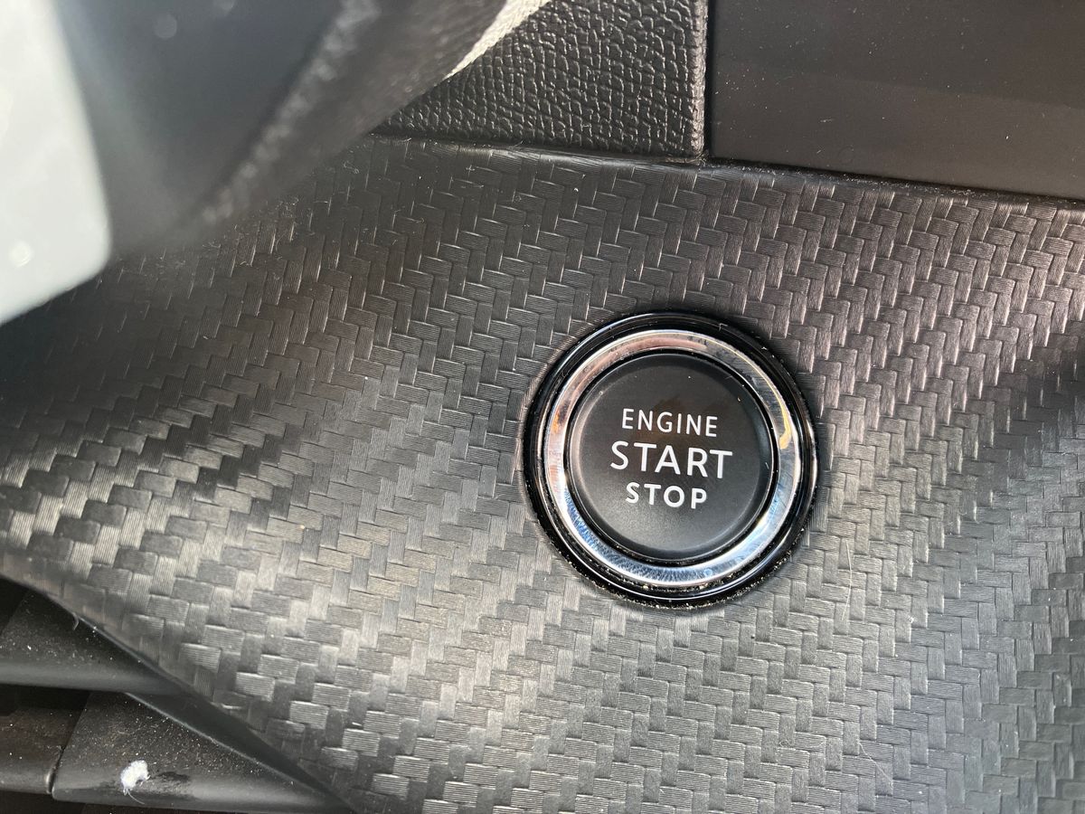 Used Peugeot 2008 2021 for sale - 75869105: Photo 41