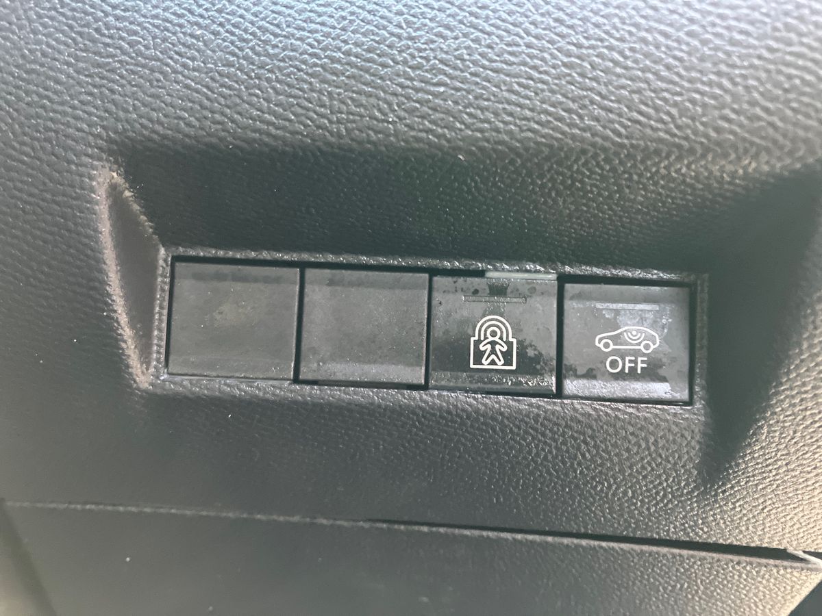 Used Peugeot 208 2024 for sale - 78139916: Photo 33