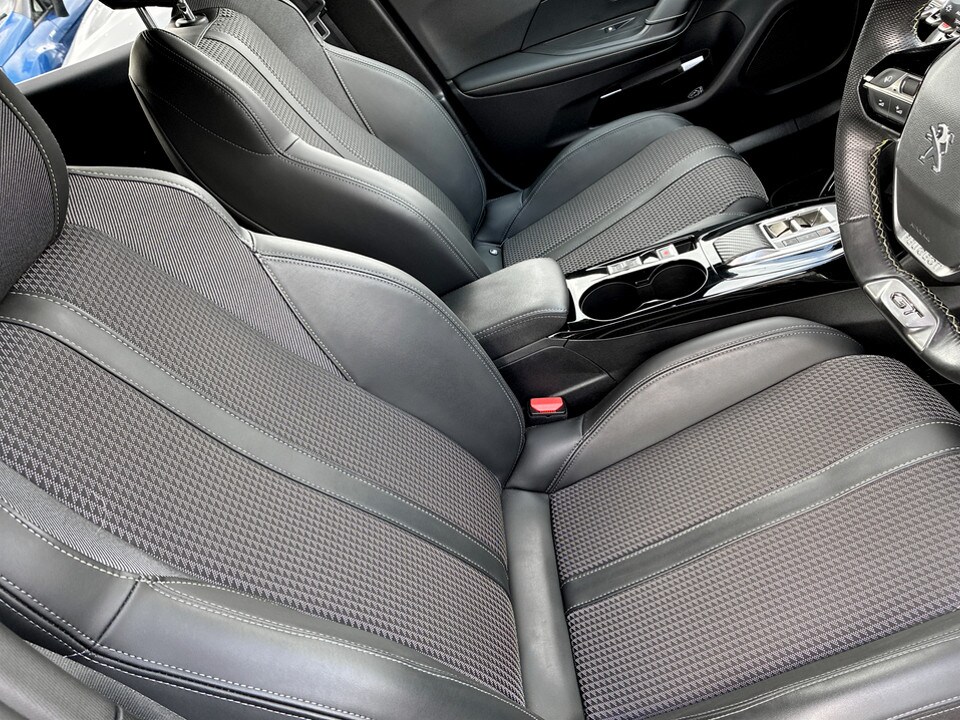 Used Peugeot 2008 2023 for sale - 77555521: Photo 24