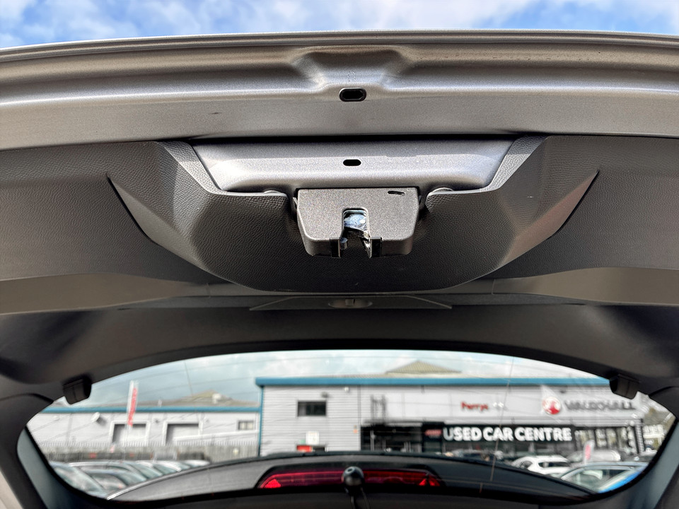 Used Peugeot 2008 2023 for sale - 77555521: Photo 31