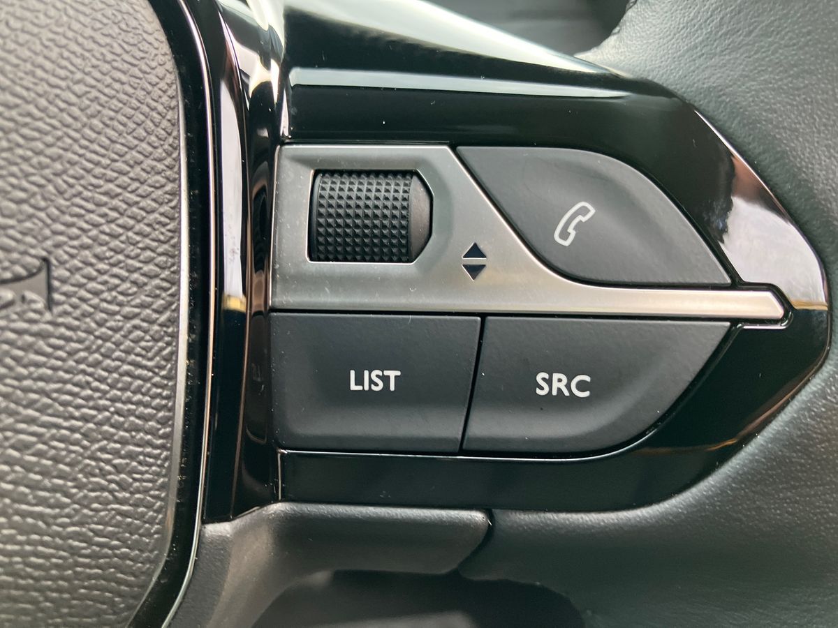 Used Peugeot 208 2023 for sale - 76748600: Photo 36