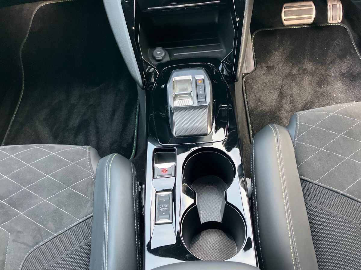 Used Peugeot 2008 2022 for sale - 76958010: Photo 17