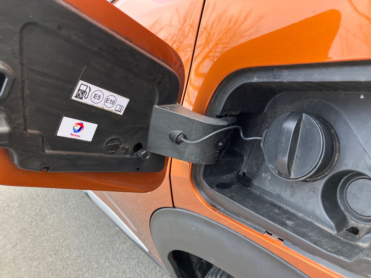 Used Peugeot 2008 2022 for sale - 76958010: Photo 27