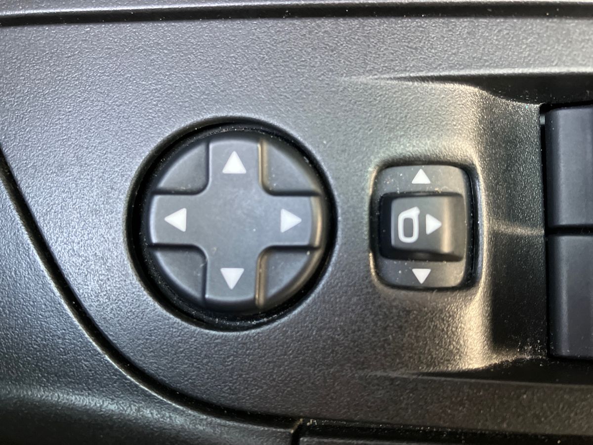 Used Peugeot 2008 2022 for sale - 76958010: Photo 34