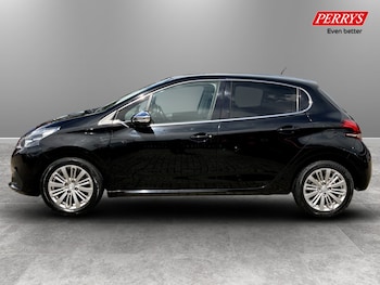 Used Peugeot 208 2017 for sale - 78454310: Photo