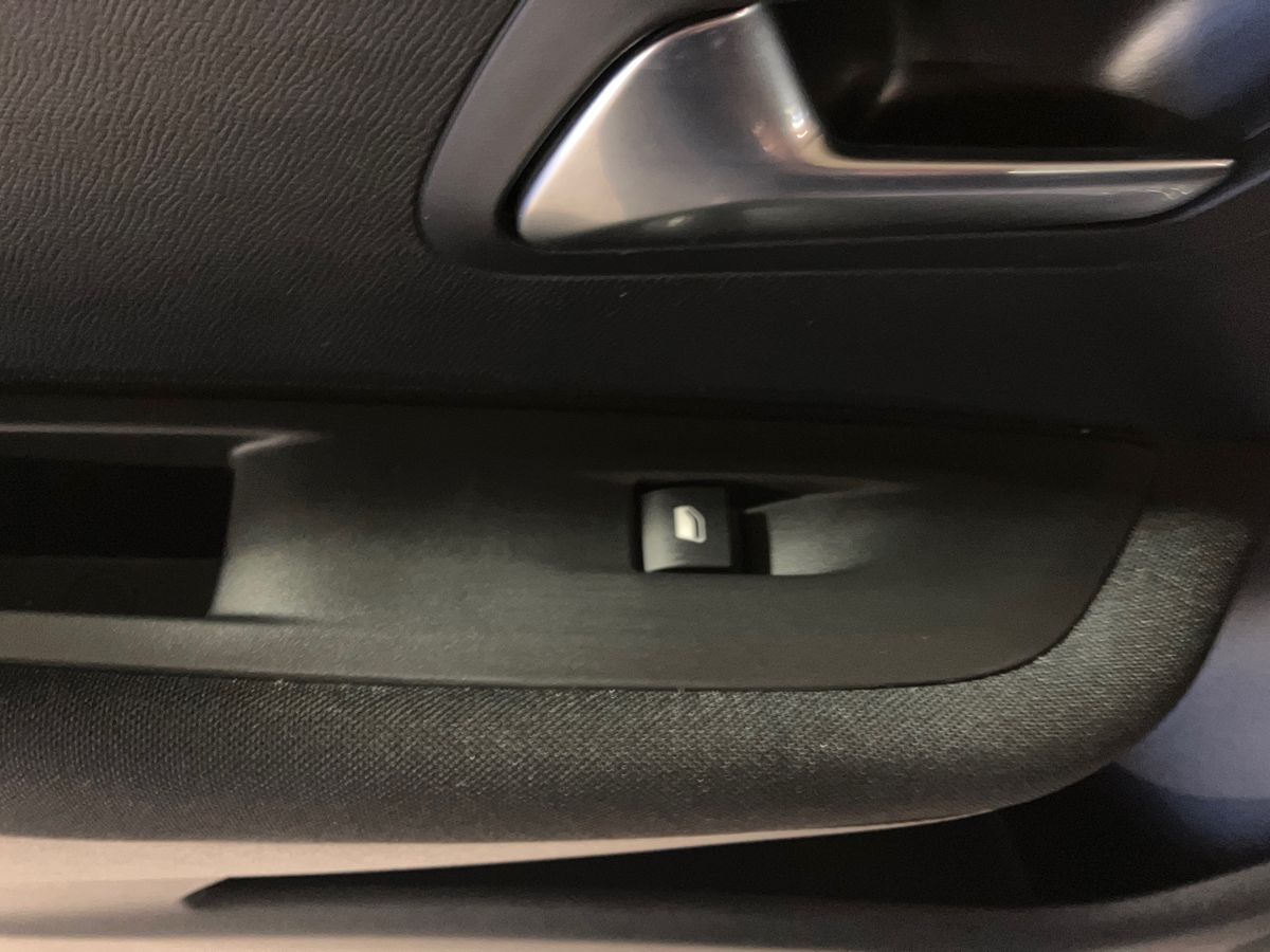 Used Peugeot 208 2022 for sale - 77378573: Photo 24