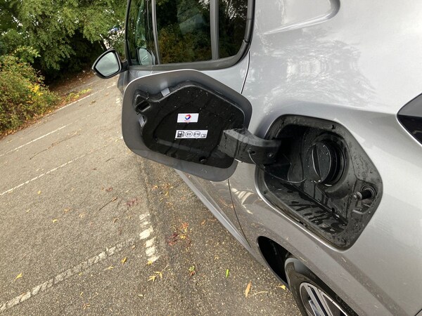 Used Peugeot 208 2022 for sale - 76097430: Photo 32