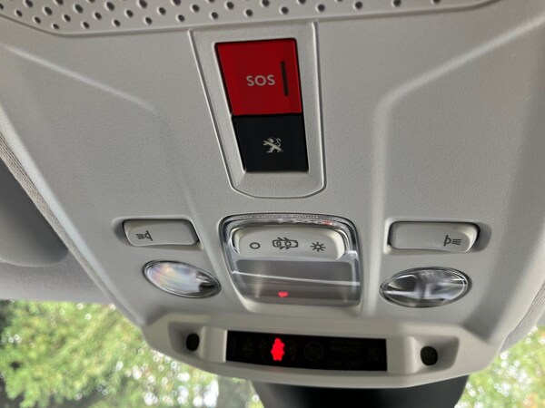 Used Peugeot 208 2022 for sale - 76097430: Photo 44
