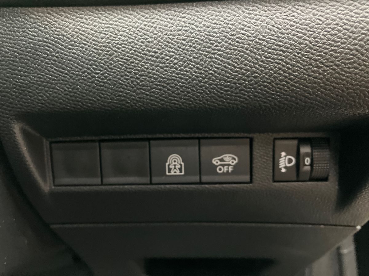 Used Peugeot 208 2024 for sale - 77051658: Photo 33