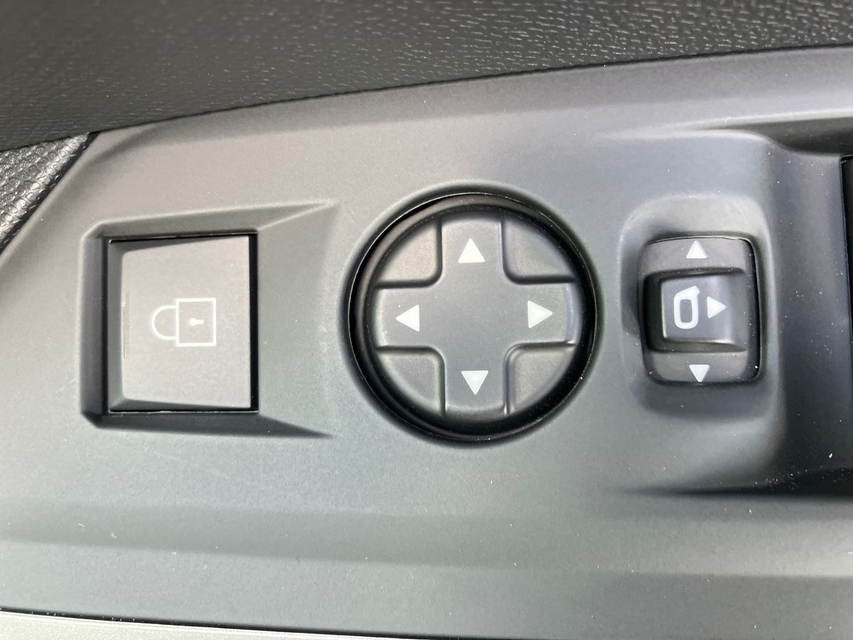 Used Peugeot 3008 2024 for sale - 75869093: Photo 31