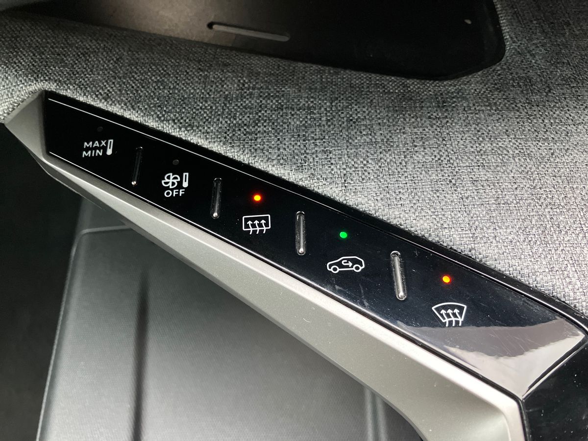 Used Peugeot 3008 2025 for sale - 76958007: Photo 46